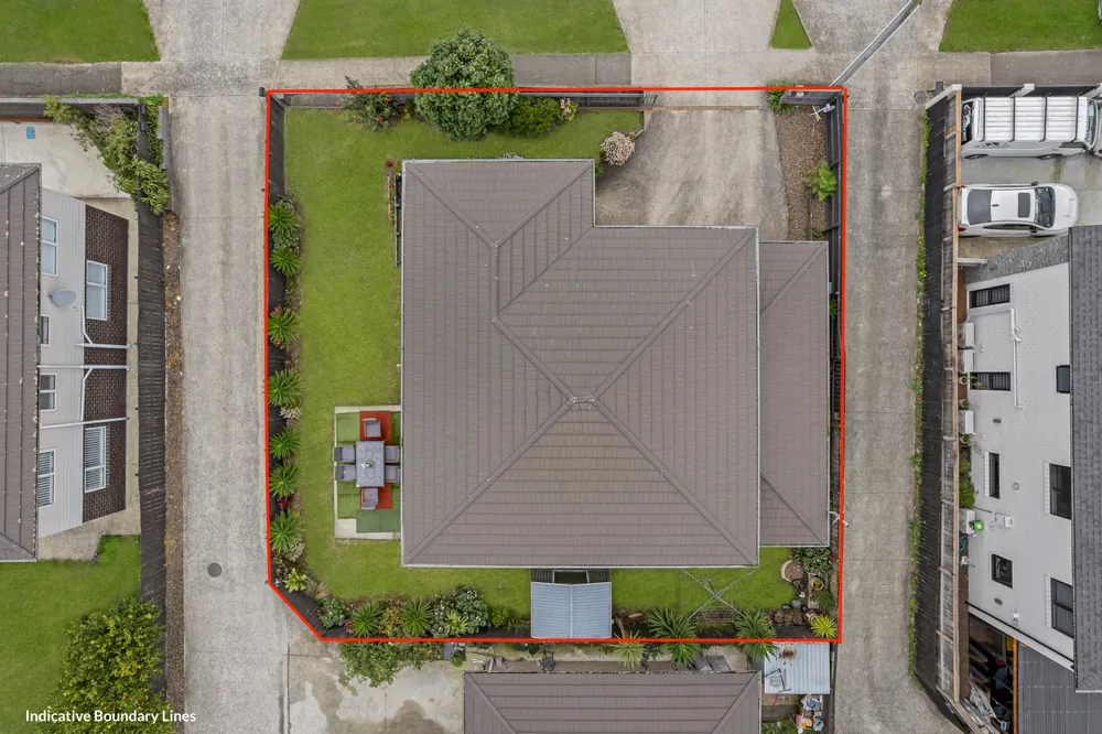 Photos of 33 Hain Avenue