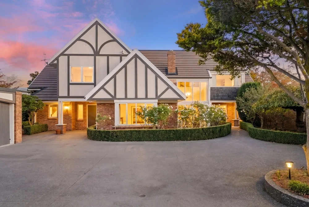 Photos of 10 Frith Place