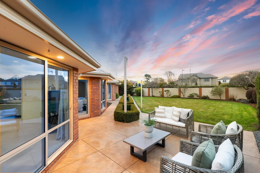 Photos of 1 Becmead Drive