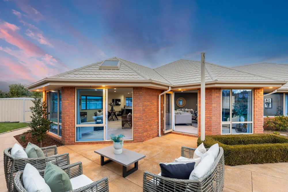 Photos of 1 Becmead Drive