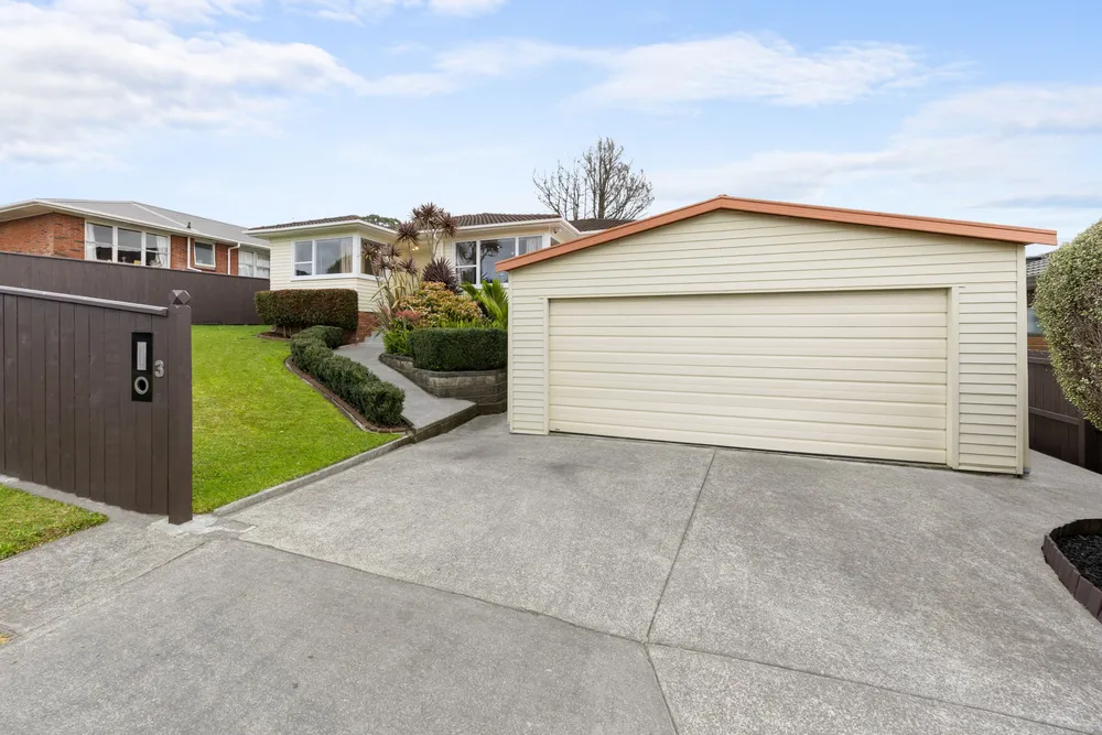 Photos of 3 Fleur Avenue