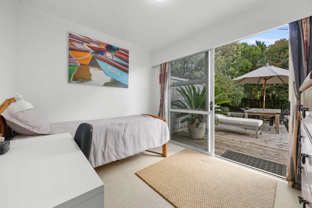 Photos of 3 Fleur Avenue