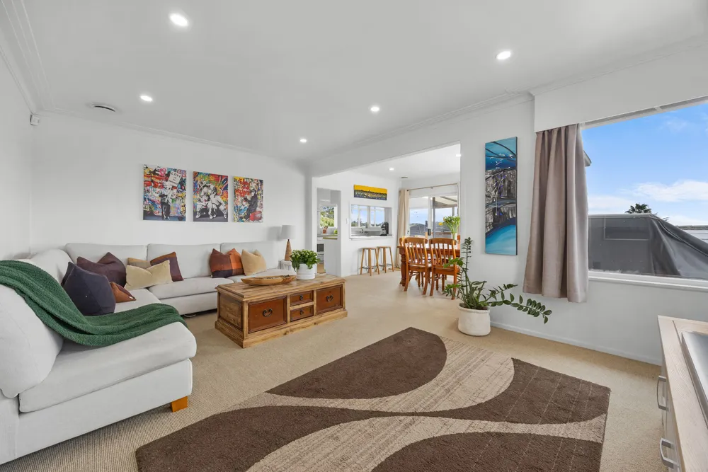 Photos of 3 Fleur Avenue