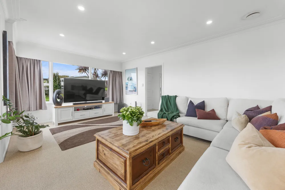 Photos of 3 Fleur Avenue