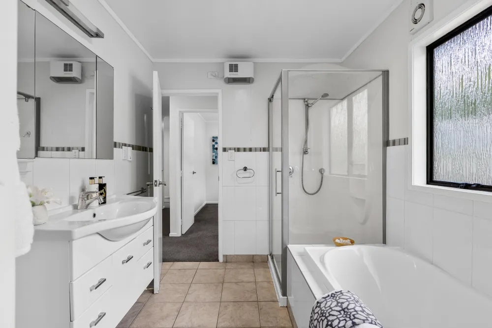Photos of 20 Sandiacre Way