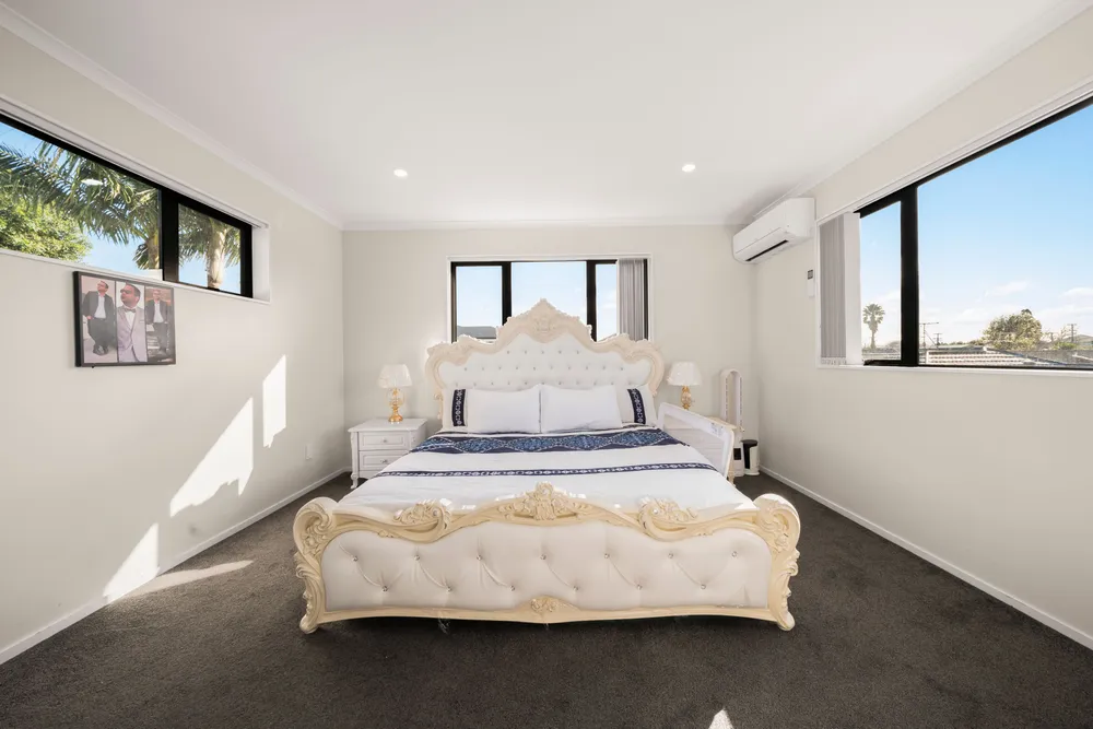 Photos of 127A Puhinui Road