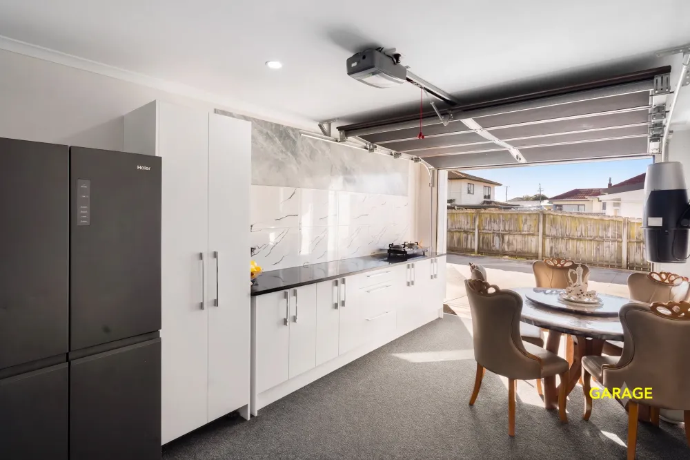 Photos of 127A Puhinui Road