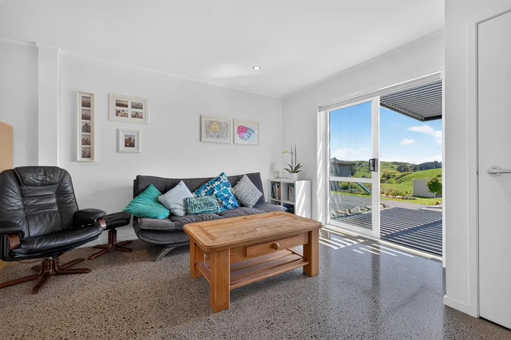 Photos of 412a Onewhero-Tuakau Bridge Road
