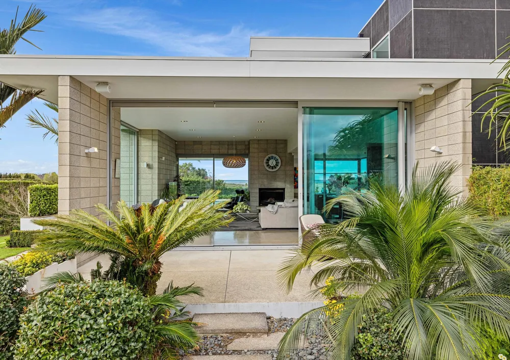 Photos of 261C Walker Road East