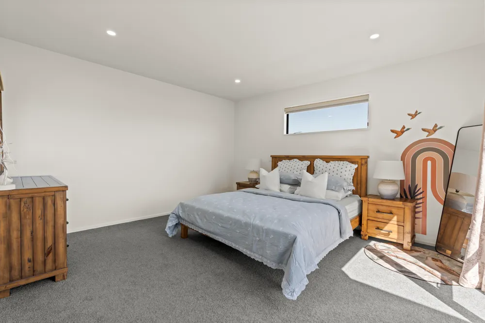 Photos of 49 Candlesticks Crescent