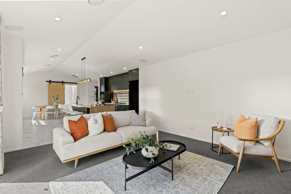 Photos of 49 Candlesticks Crescent