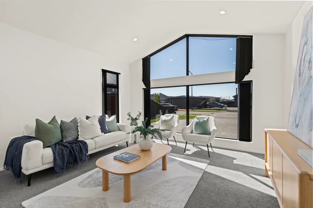 Photos of 49 Candlesticks Crescent