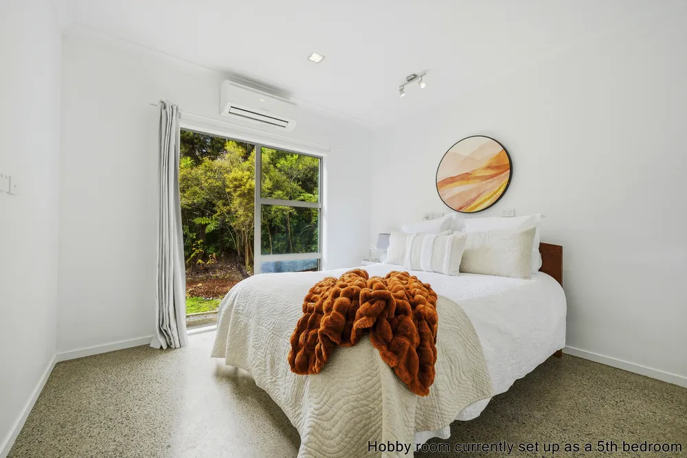 Photos of 92B Scott Road