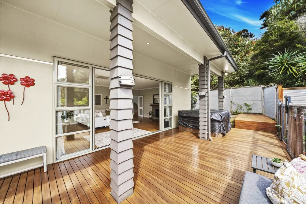 Photos of 92B Scott Road