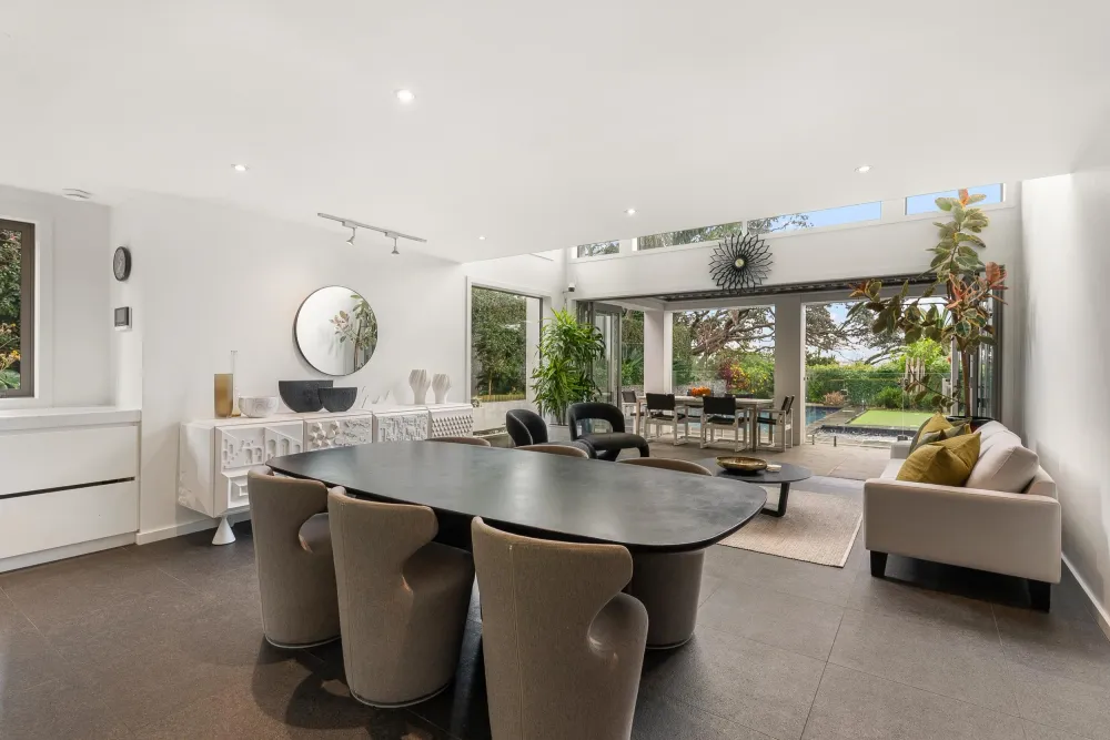 Photos of 117B St Stephens Avenue