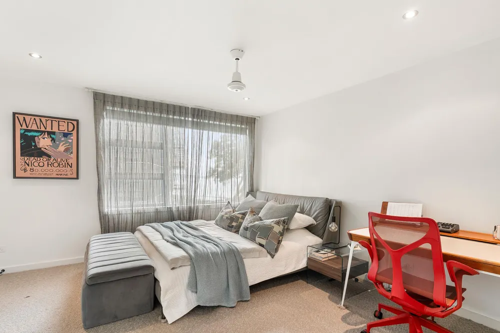 Photos of 117B St Stephens Avenue