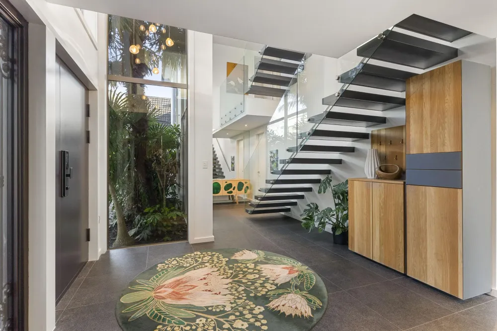 Photos of 117B St Stephens Avenue