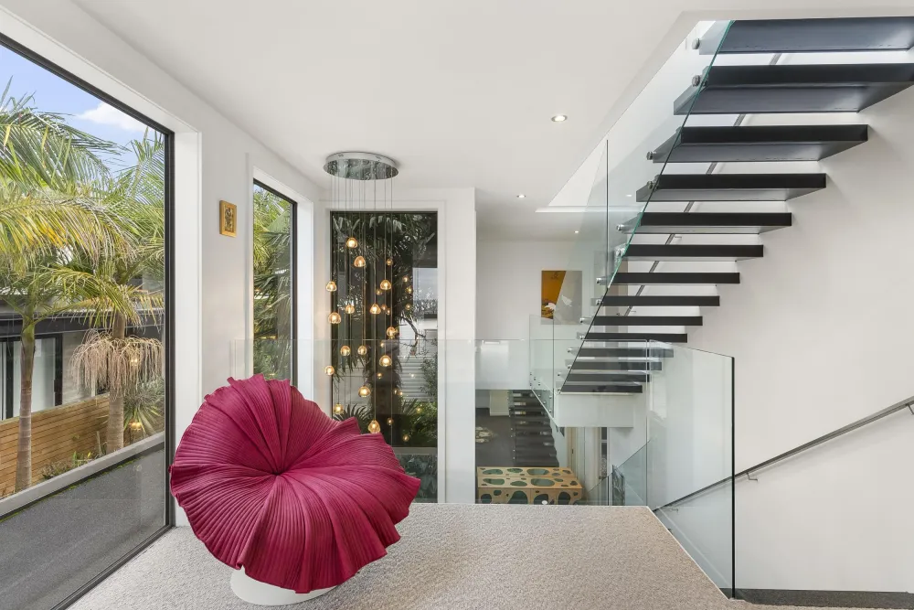 Photos of 117B St Stephens Avenue
