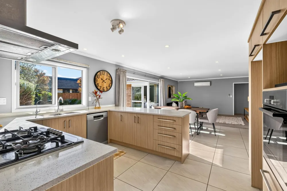 Photos of 12 Sylvester Crescent