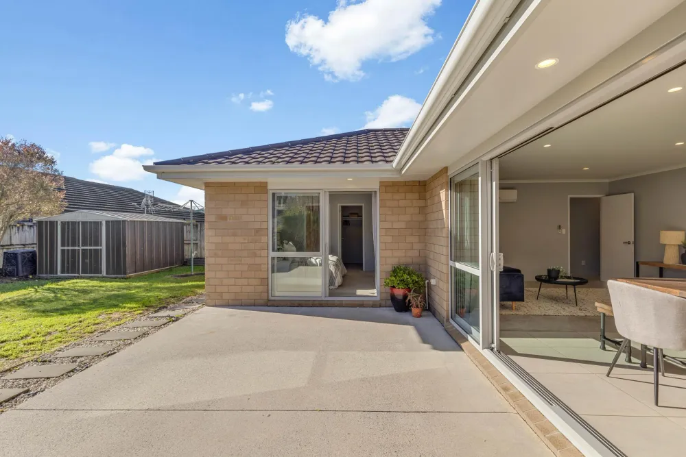 Photos of 12 Sylvester Crescent