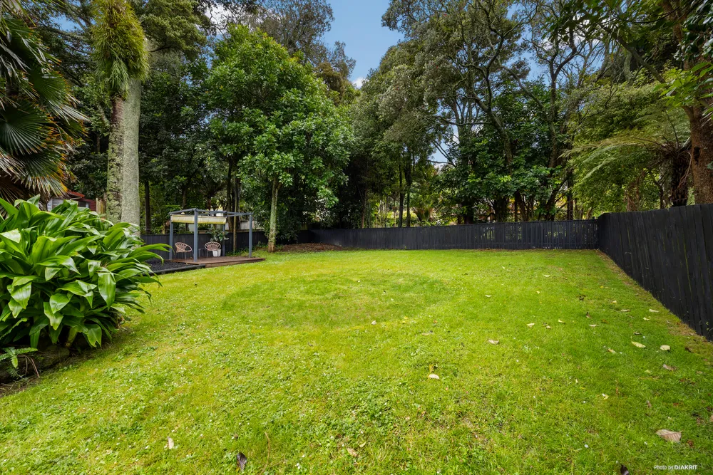 Photos of 2/2 Claude Road