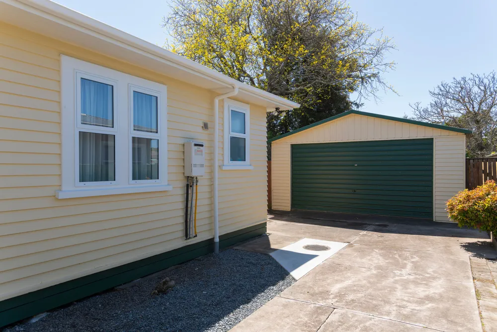 Photos of 60 Graham Road