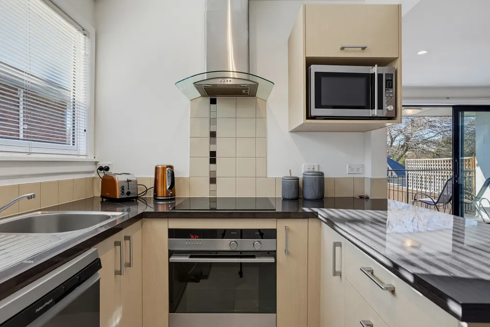 Photos of 22 Gunns Crescent