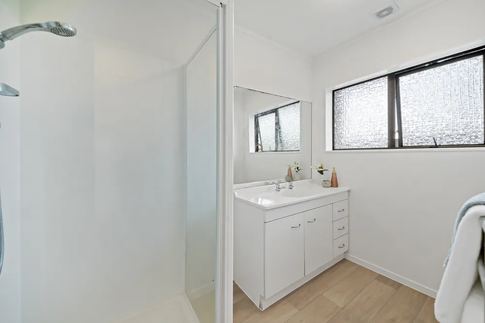 Photos of 3/2A Jarman Road