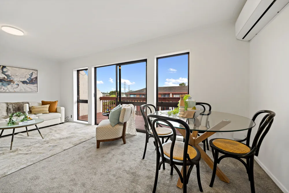 Photos of 3/2A Jarman Road