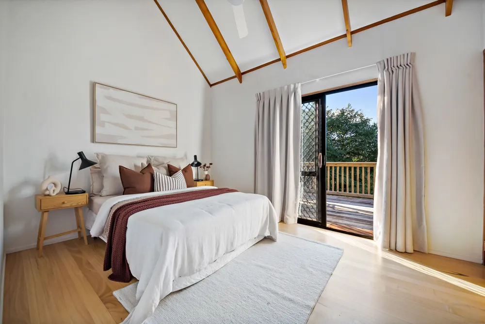 Photos of 18A Mainston Road