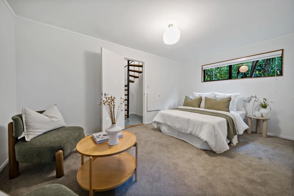 Photos of 18A Mainston Road