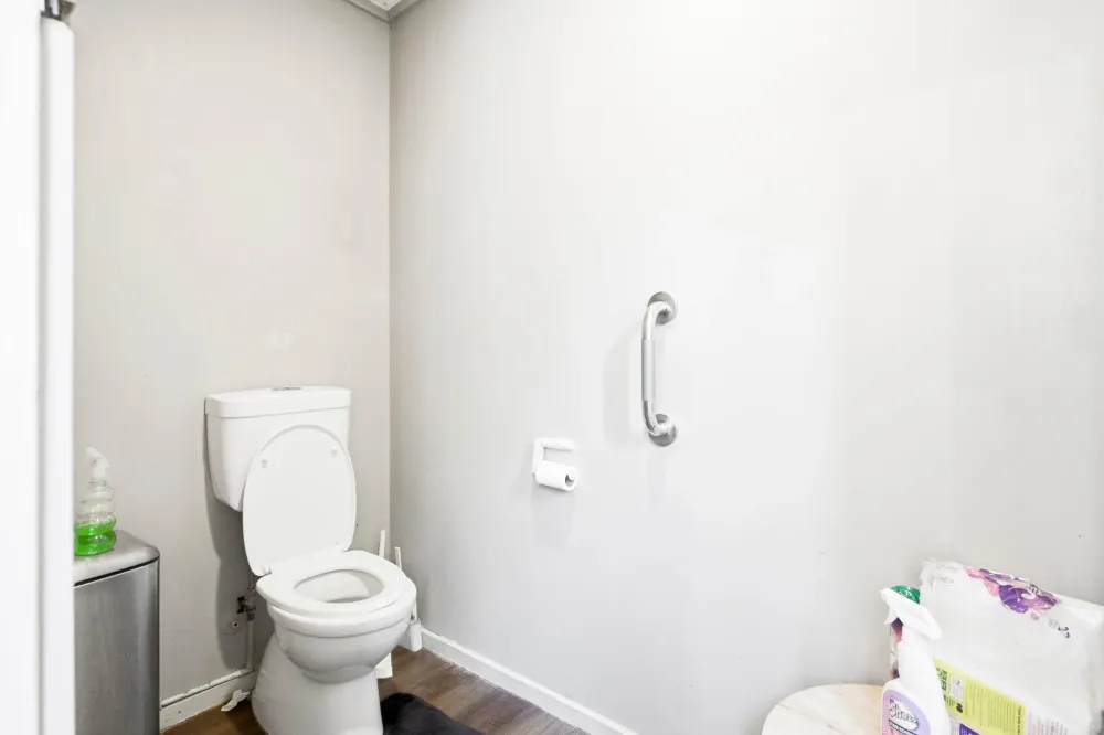 Photos of 11 Lees Street
