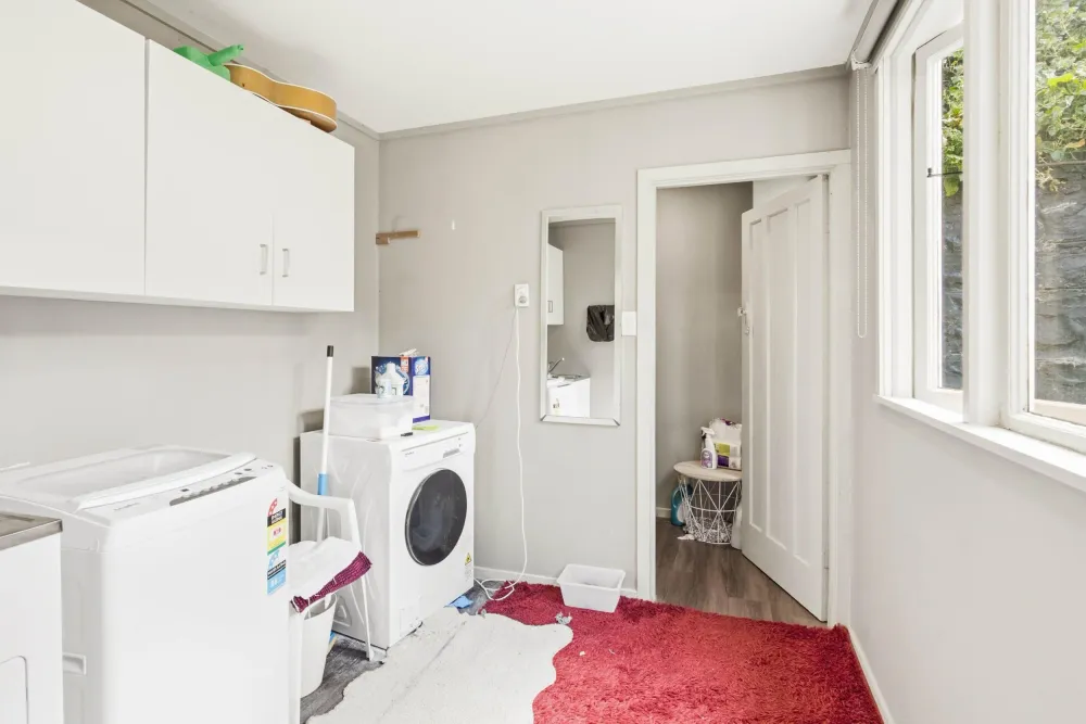 Photos of 11 Lees Street