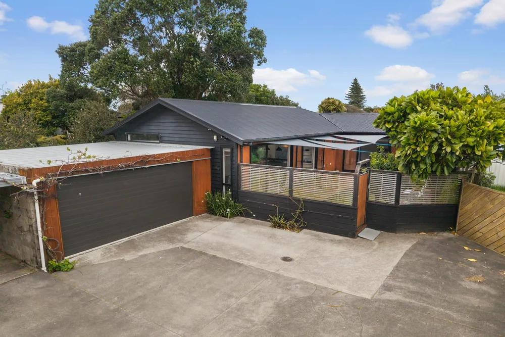 Photos of 2/10 Etherton Drive