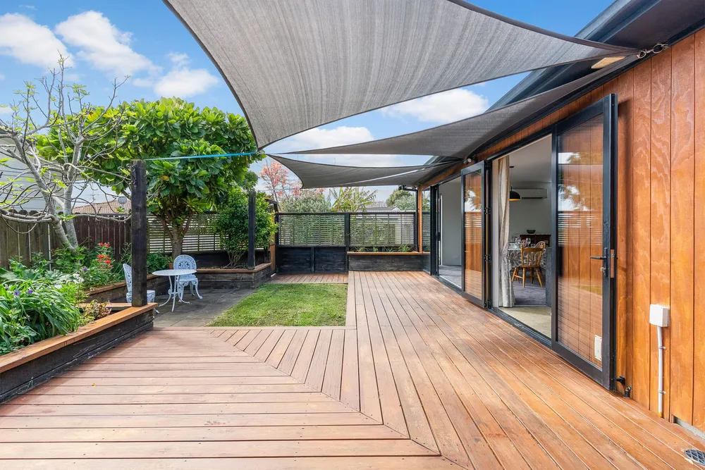 Photos of 2/10 Etherton Drive
