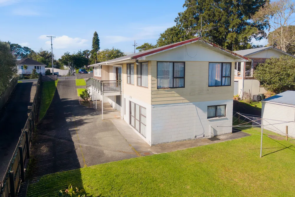 Photos of 68 Holly Street
