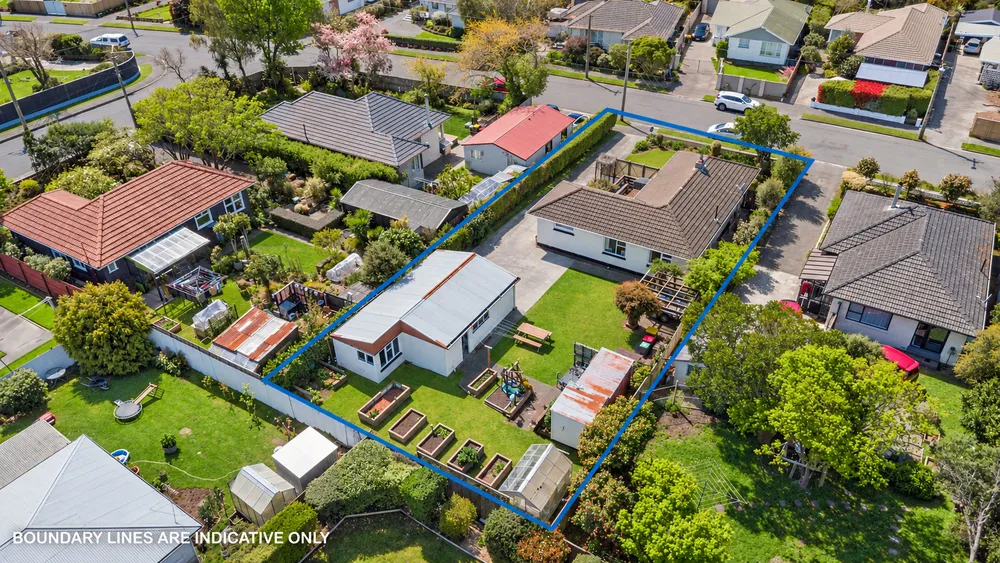 Photos of 27 Greenpark Street