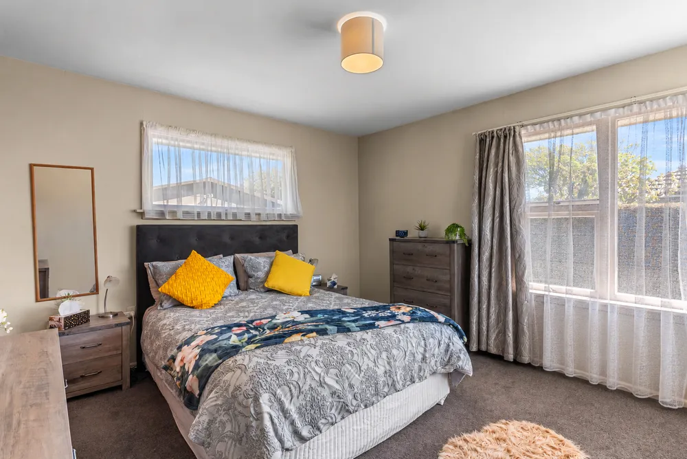 Photos of 27 Greenpark Street