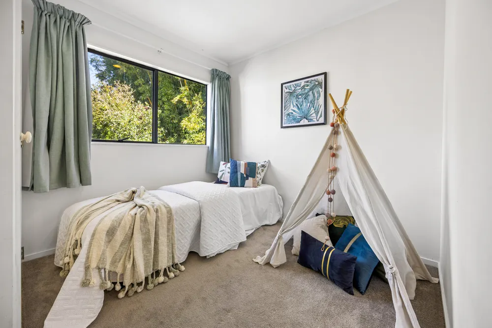 Photos of 49A Clayburn Road