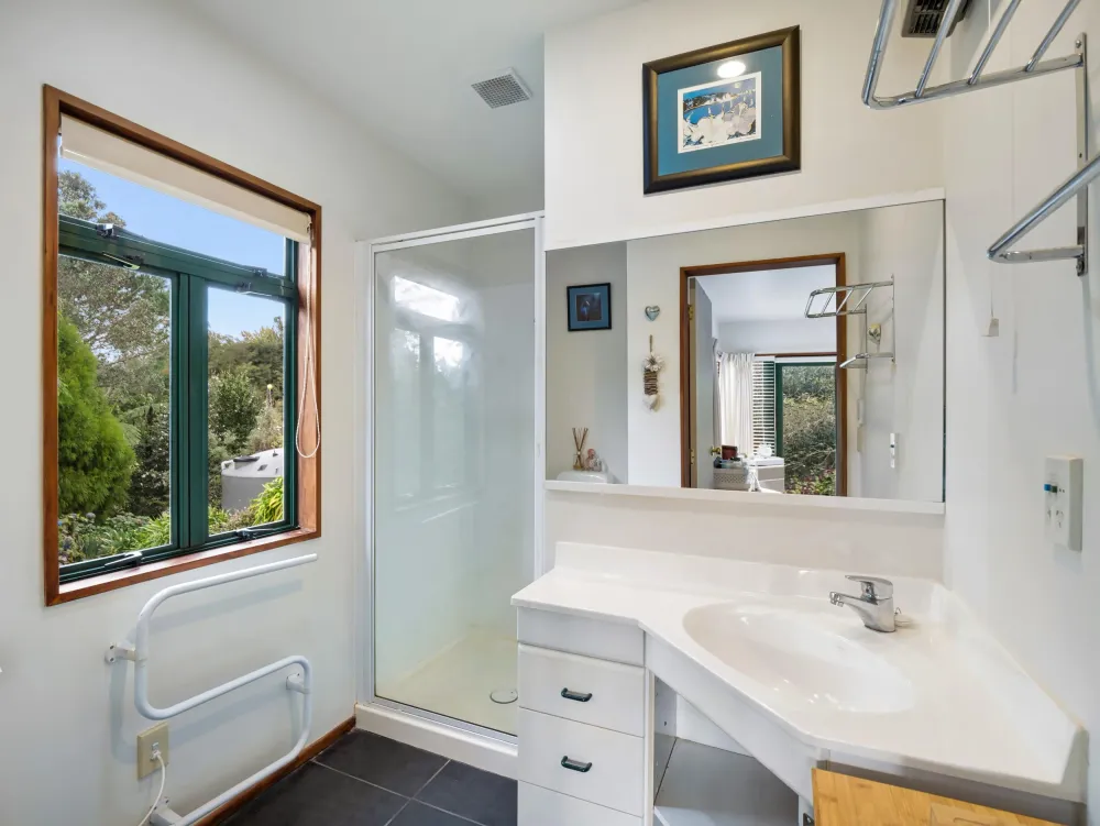 Photos of 93 Upland Road