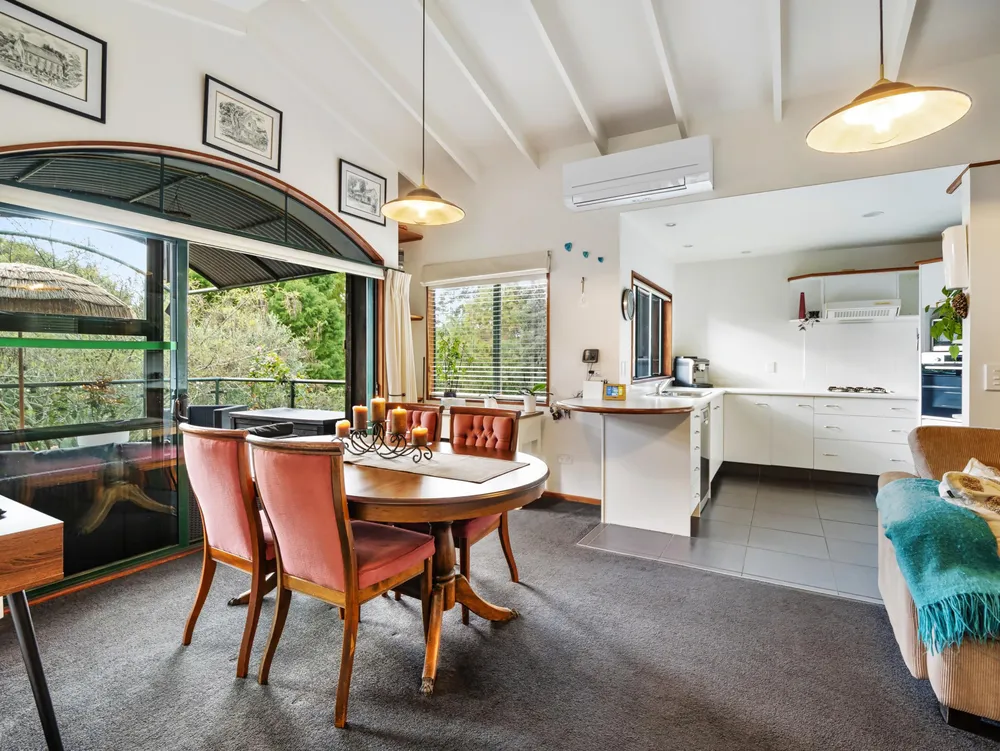 Photos of 93 Upland Road