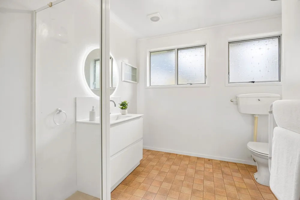 Photos of 2/4 Aylmer Court
