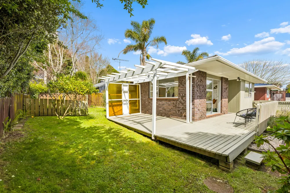 Photos of 2/4 Aylmer Court