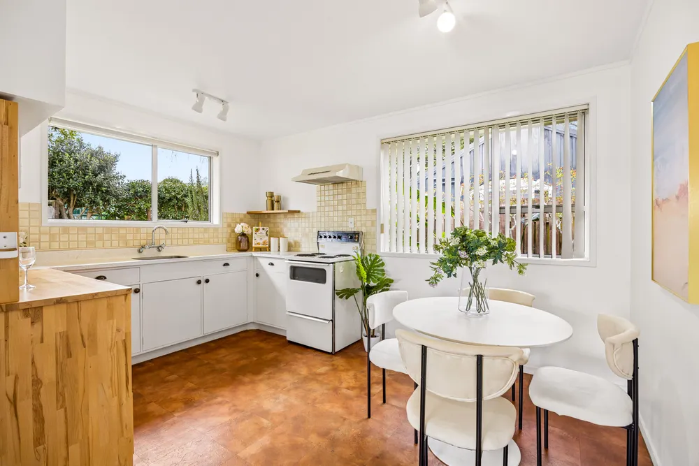 Photos of 2/4 Aylmer Court