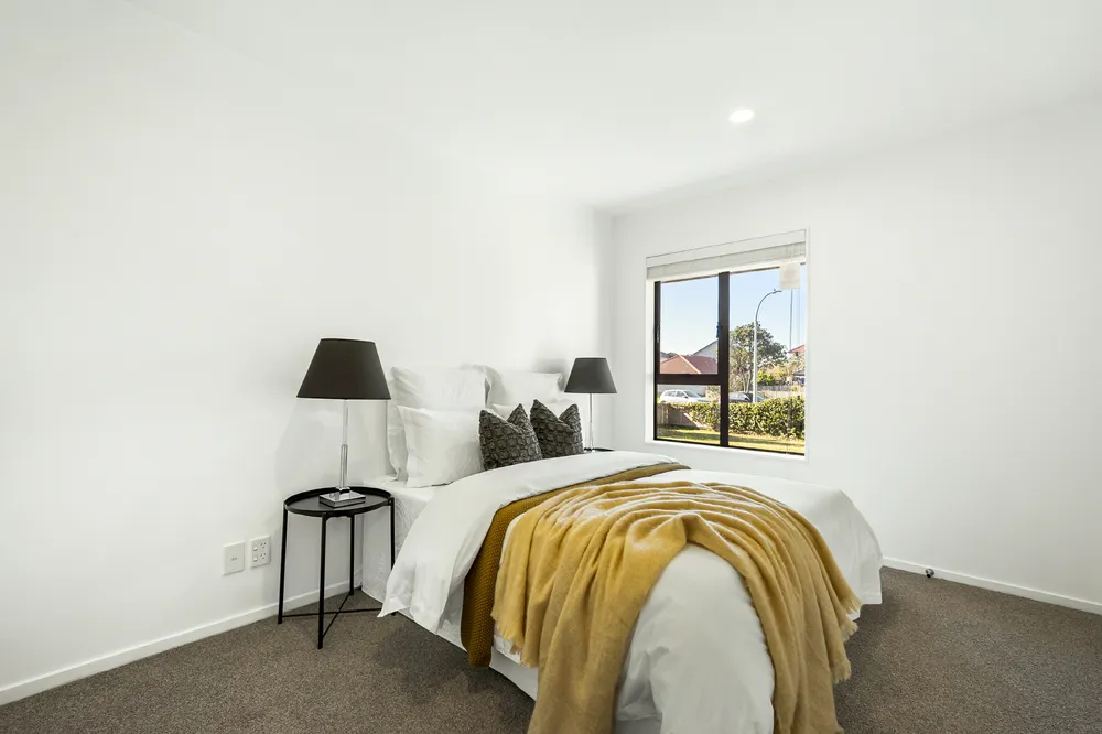 Photos of 10 Frank Bunce Grove