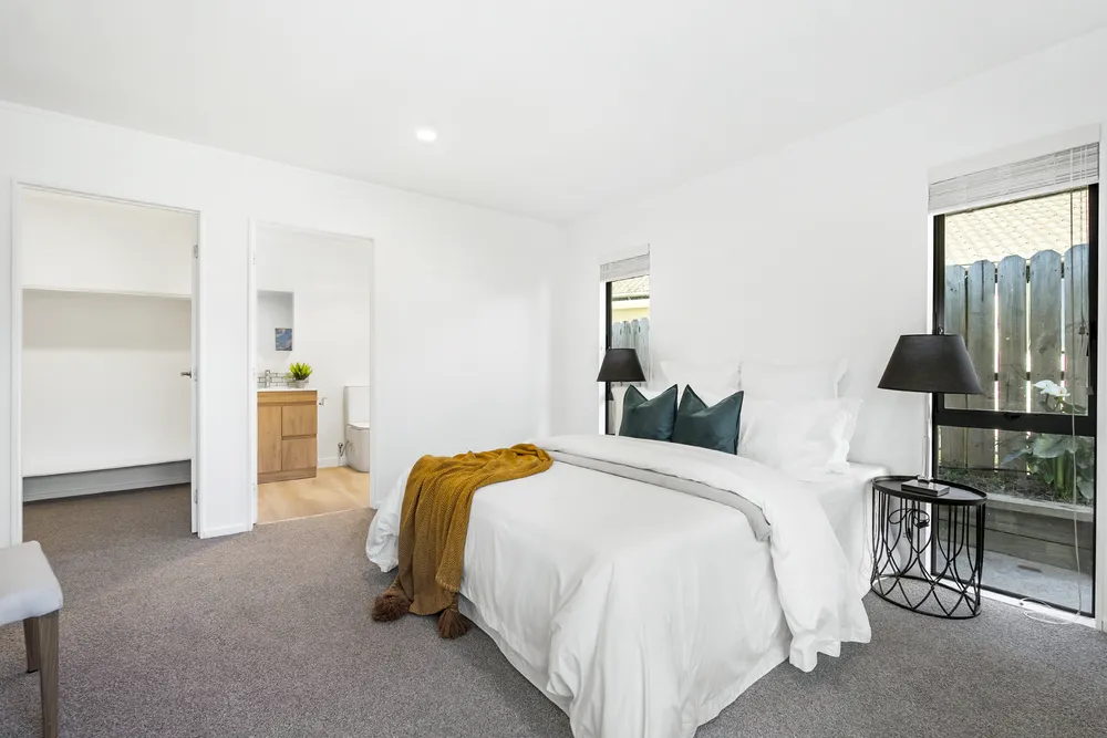 Photos of 10 Frank Bunce Grove