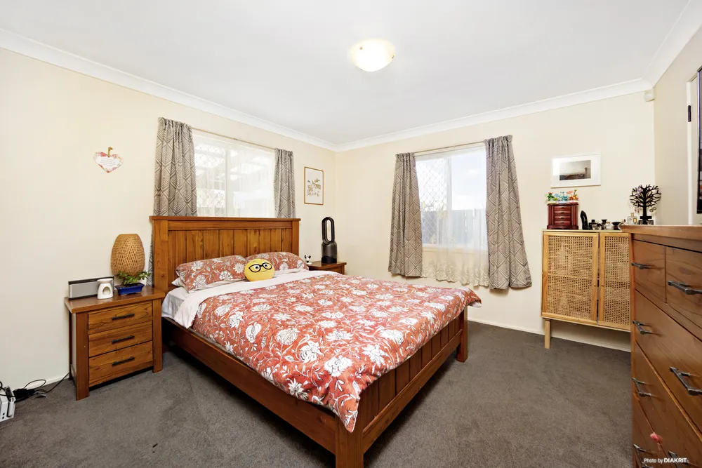 Photos of 3242A Great North Road