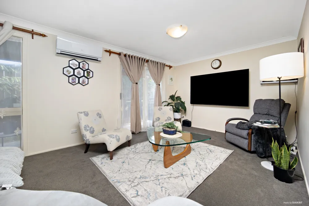 Photos of 3242A Great North Road