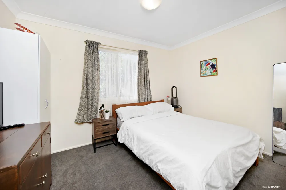 Photos of 3242A Great North Road