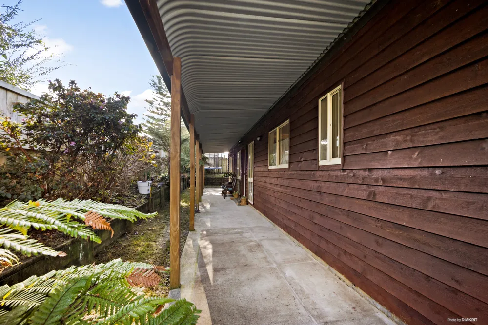 Photos of 3242A Great North Road